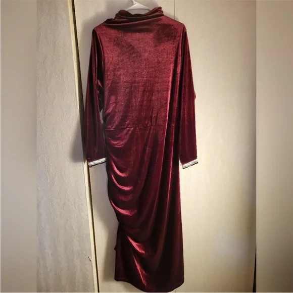 Anthropologie The Maya Dress: Velvet Long-Sleeve Edition NWT - Picture 6 of 6